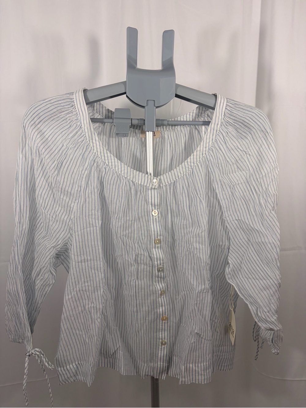 NWT a.n.a Womenās Size Small Striped Button Front Top in Light Blue and White